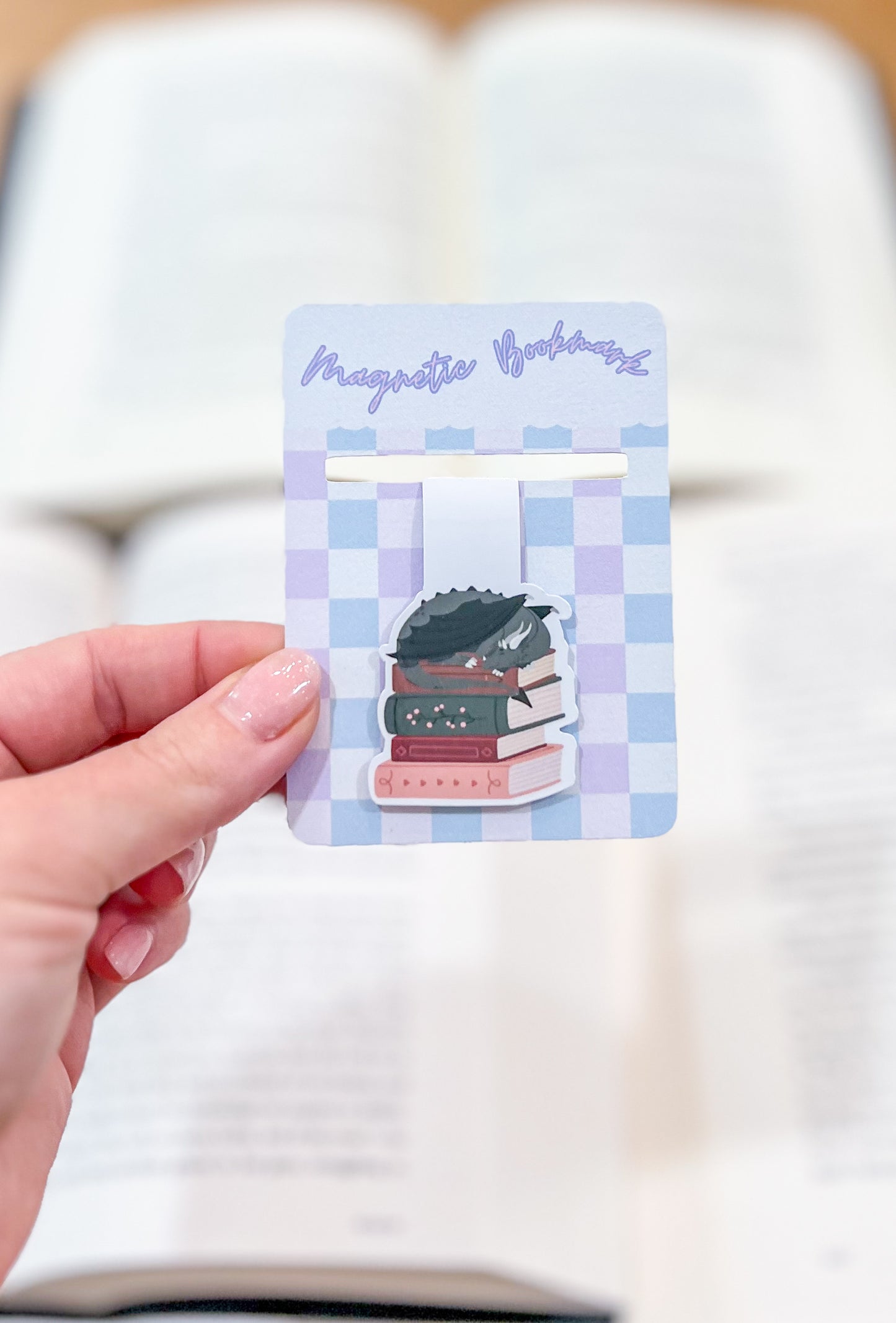 Magnetic bookmark